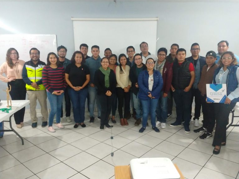 Platica empresarial CANACINTRA