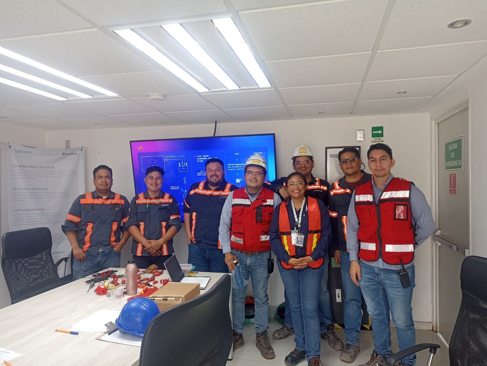 Equipo de QHSE México durante una jornada de auditoría e inspección de seguridad